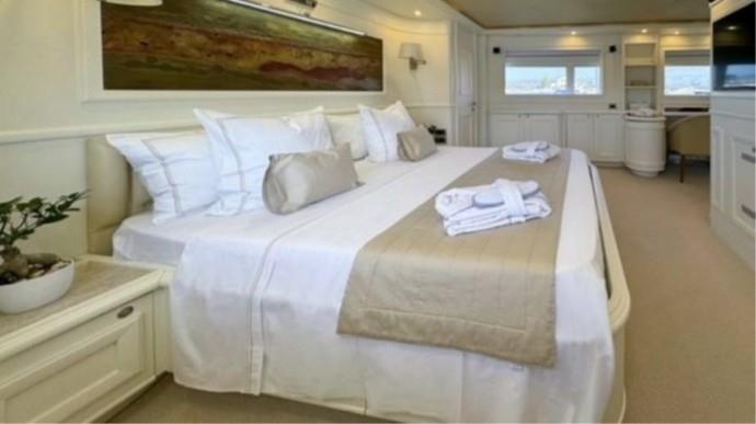 2003 CUSTOM LINE NAVETTA 30 